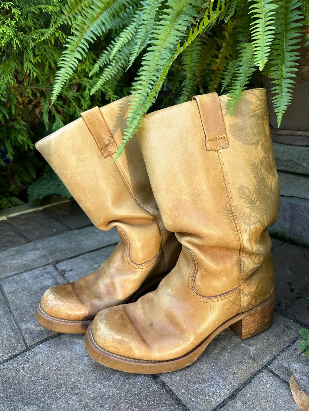 Vintage Early Cats Paw Heels Campus Pull On Boots Sz 10,10,5 Leather Korea